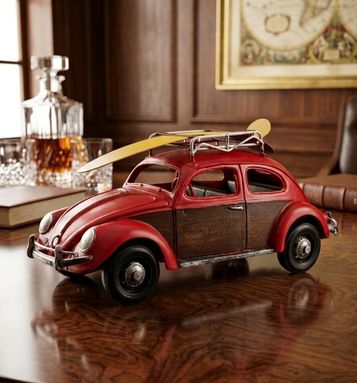 Handcrafted Vintage Car Metal Showpiece Luxury Retro Decorative Collectible