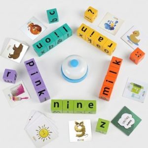 Wooden Spelling Game with Bell for Kids – Montessori English Vocabulary Learning Toy with Flash Cards