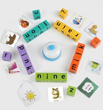 Wooden Spelling Game with Bell for Kids – Montessori English Vocabulary Learning Toy with Flash Cards